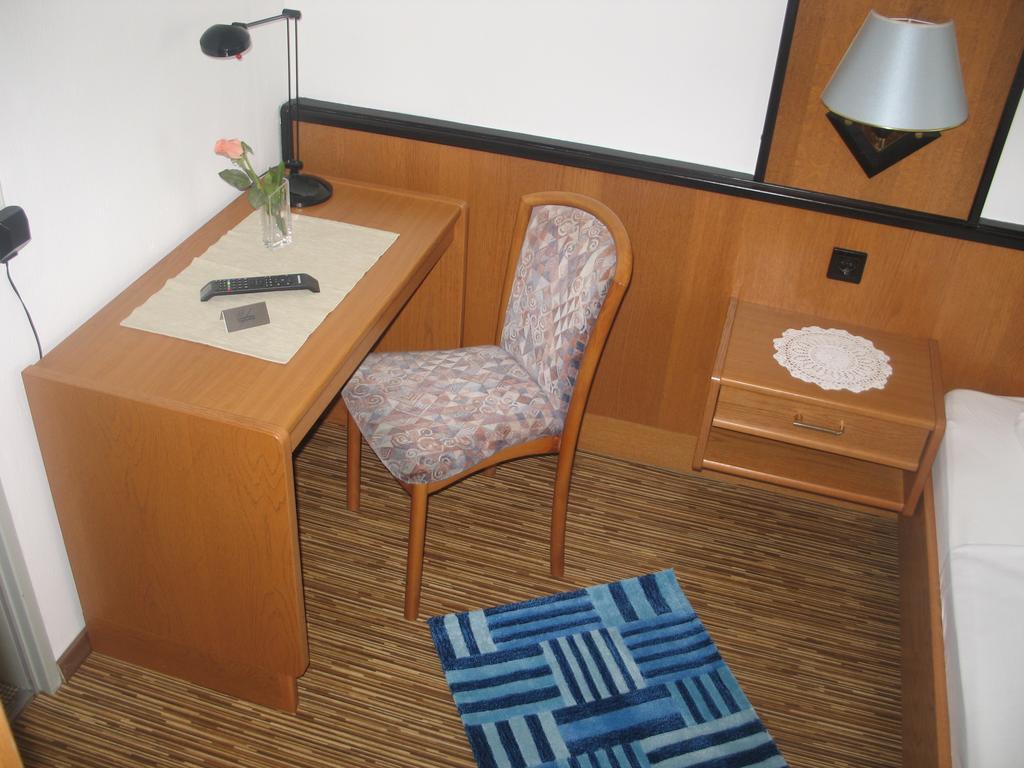 Gasthof-Pension Leupold Selbitz Chambre photo