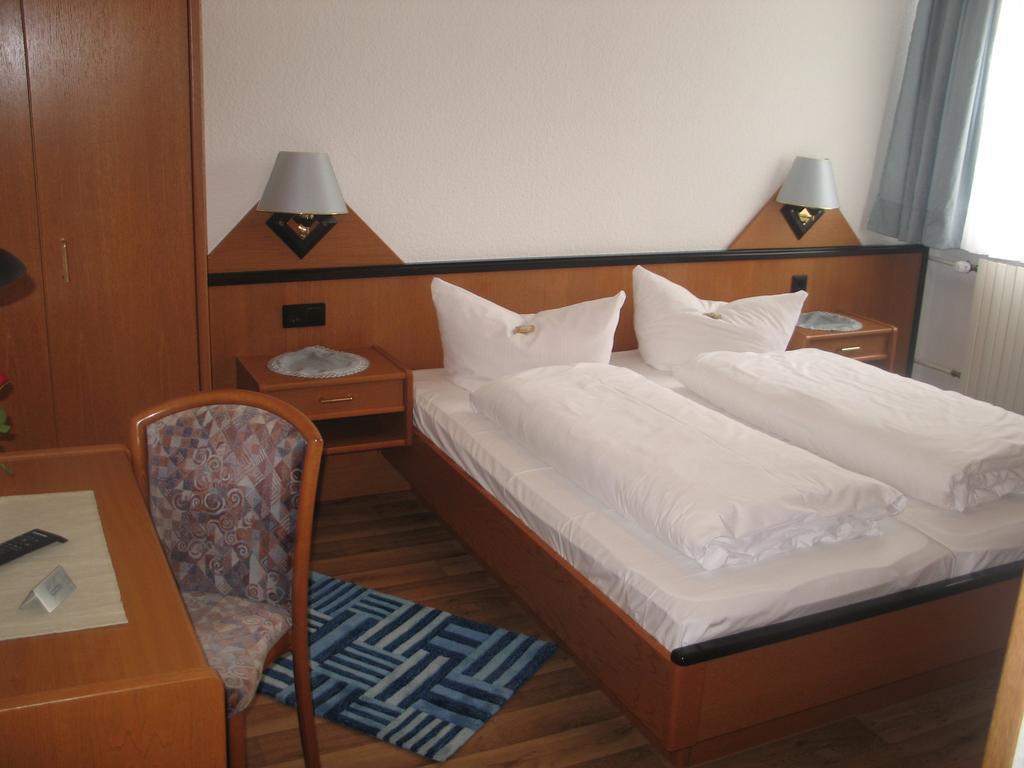 Gasthof-Pension Leupold Selbitz Chambre photo